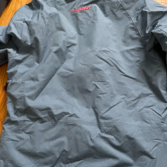 Mammut women’s jacket - Picture 3 of 3